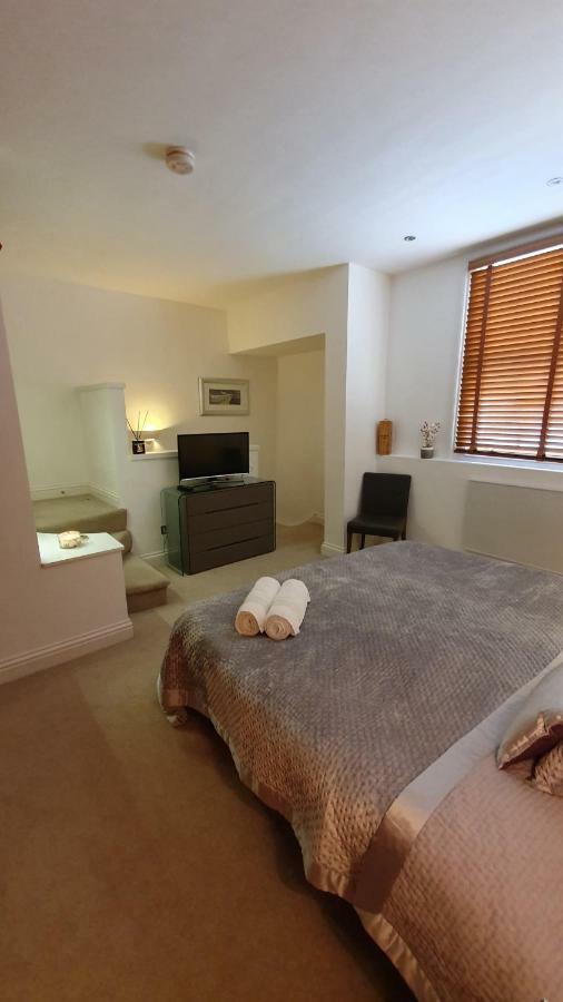 Gregory Place Apartment